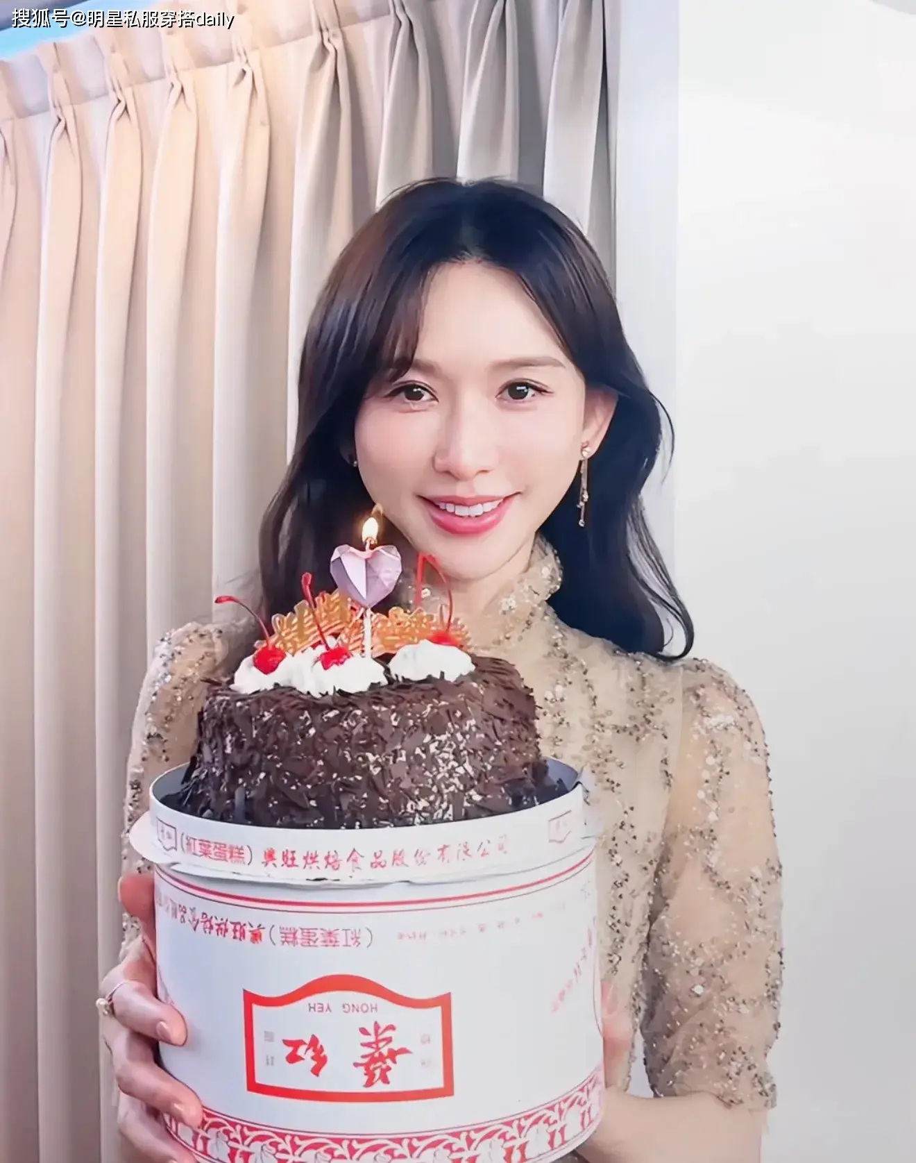 林志玲這是吃了“防腐劑”了吧！51歲慶生照看起來(lái)皮膚飽滿像31歲